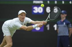 雷速体育下载-澳网逆转温网，辛纳高光表现的简单介绍