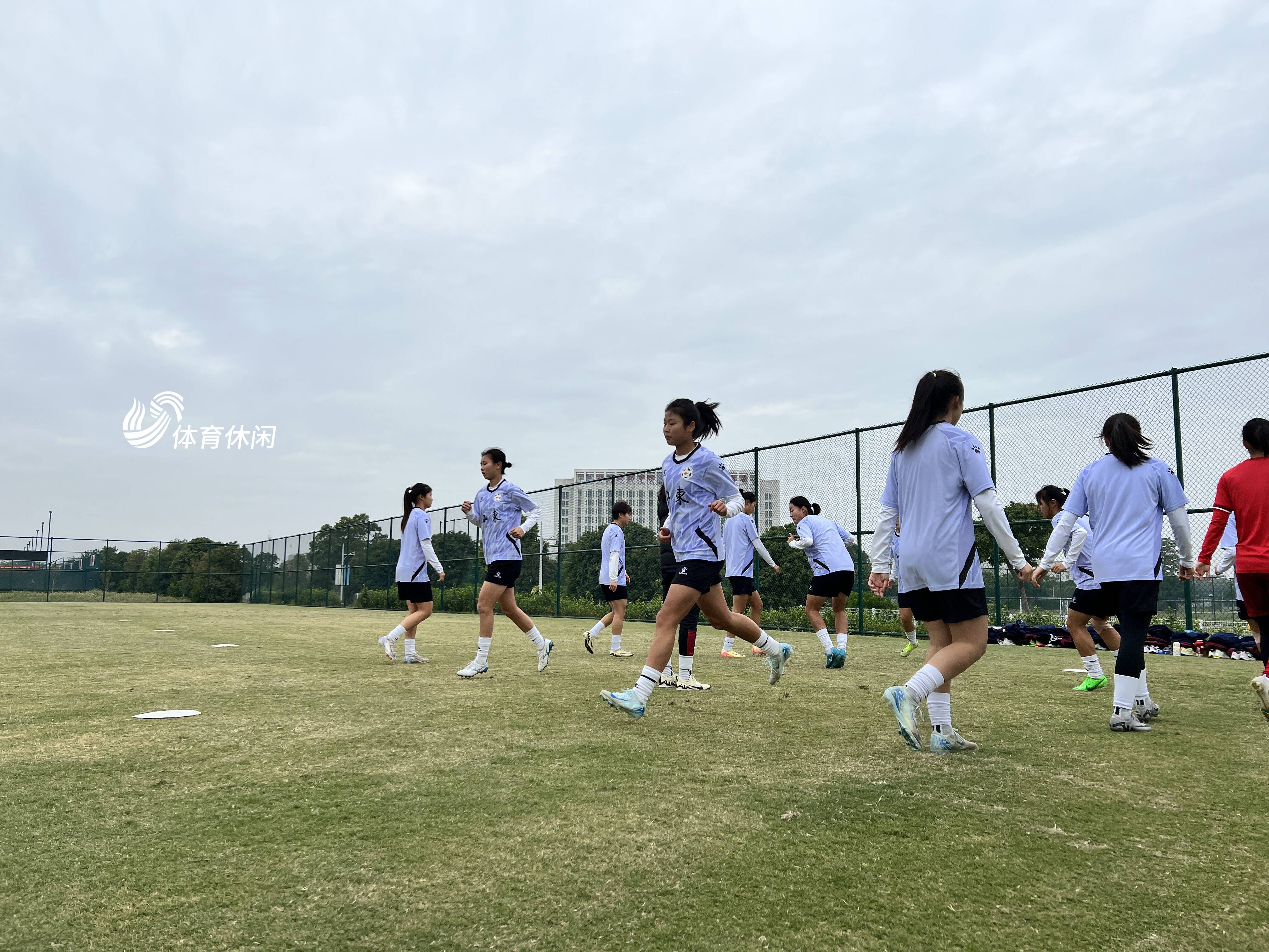 青年女足选拔赛：新一代天才崭露头角的简单介绍