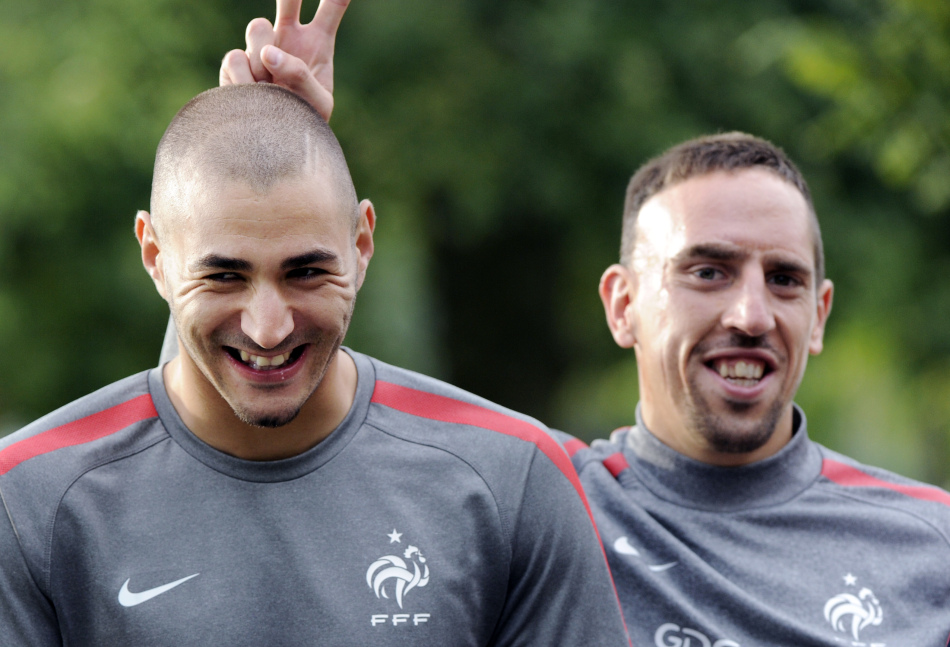 阿联酋国脚确认友谊赛对象法国，备战欧洲杯状态逐渐升温的简单介绍