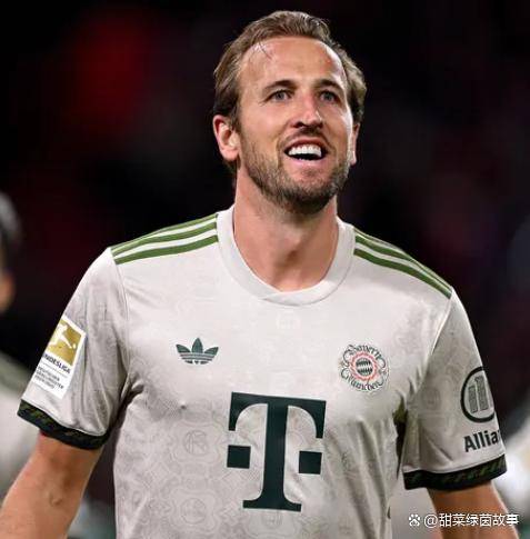 曼联翻盘AC米兰，哈里·凯恩送出助攻的简单介绍